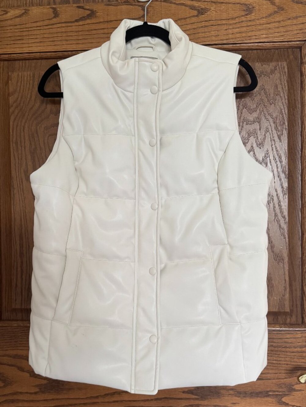 Faux Leather White Puffer Vest - Isaac Mizrahi - Small